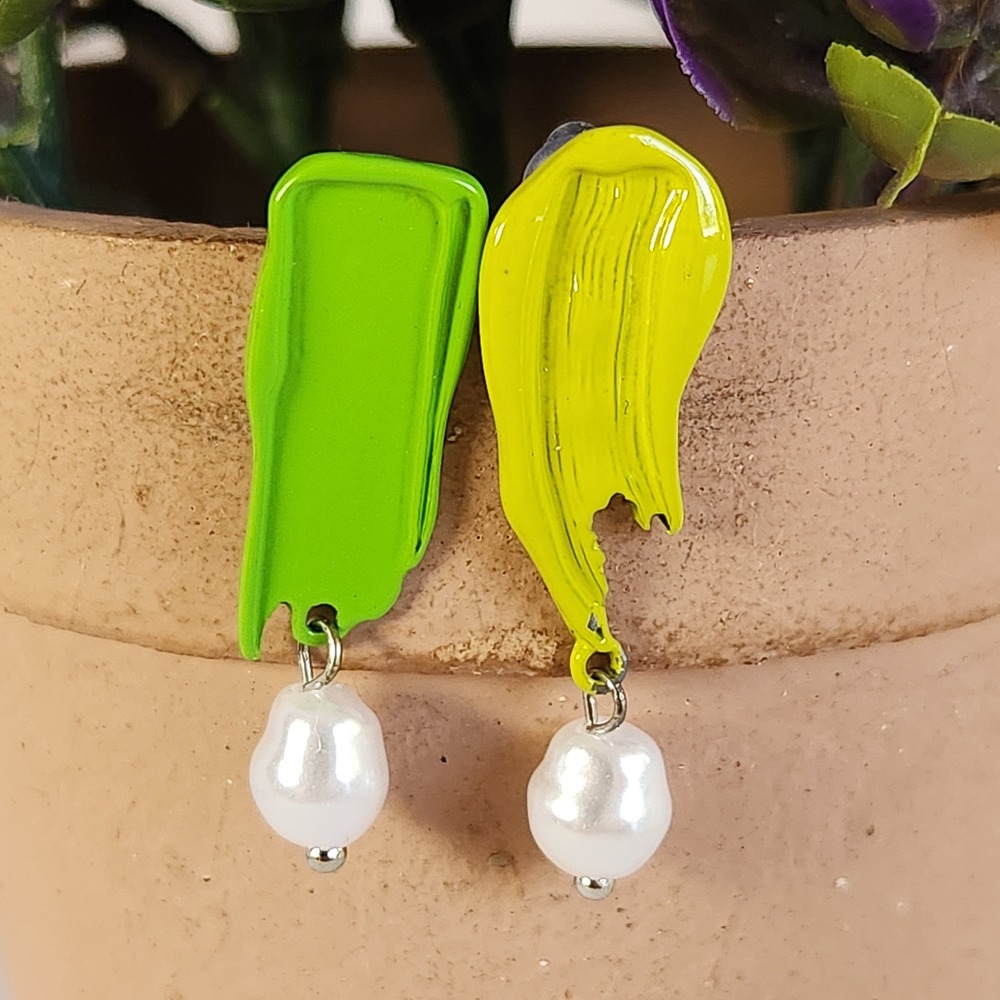 Mismatched Paint Stroke Drop Earrings Lime Green Yellow Faux Pearl Art 1.5"